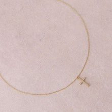 Charger l'image dans la galerie, Collier "Croix"
