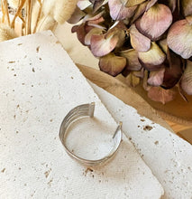 Charger l&#39;image dans la galerie, Bague &quot;Ellya&quot;
